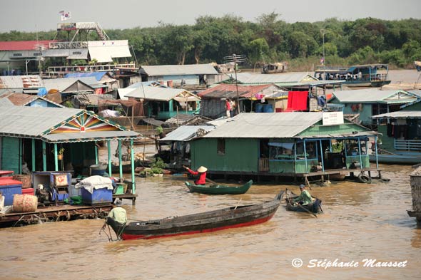 village flottant du Cambodge