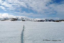 lac islandais gelé