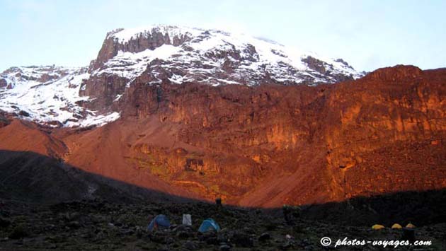 Mur de Barranco et Kilimandjaro rougoient
