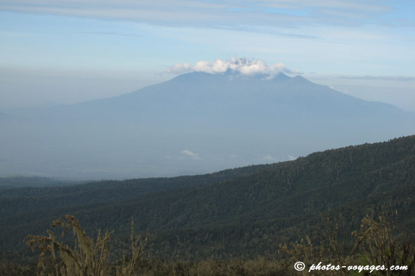 Mont Meru observé du haut du mur Baranco