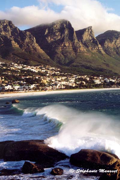 Waves at Campsbay beach