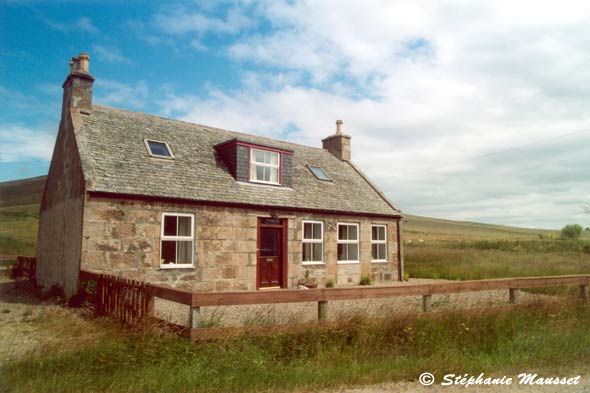 maison bien entretenue mais isolée en Ecosse