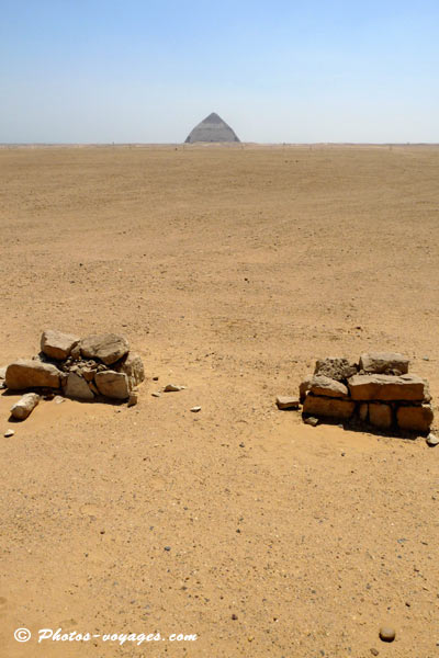 Paysage désertique de Dachour en Egypte