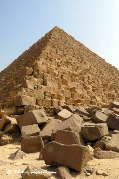 Pyramide de Mykérinos à Gizeh en Egypte
