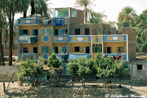 habitation très colorée d'Egypte
