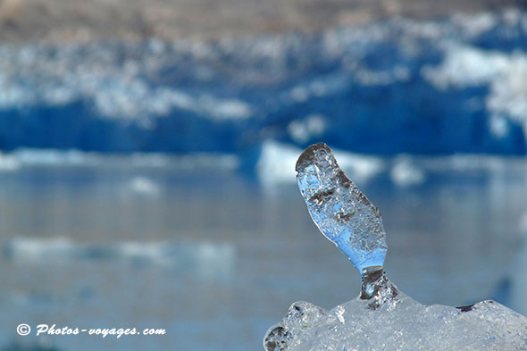 Glace sculptée par la nature