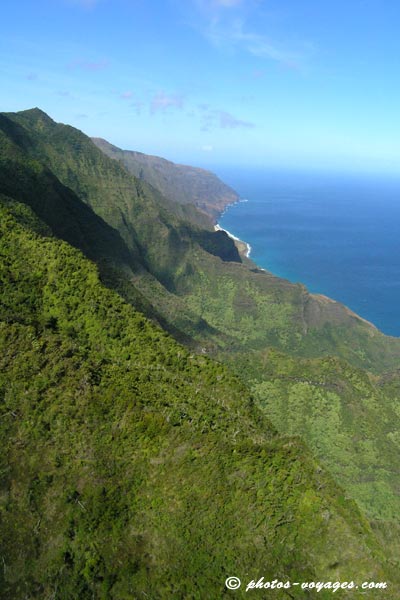 Napali coast Kalalau valley in hawaii