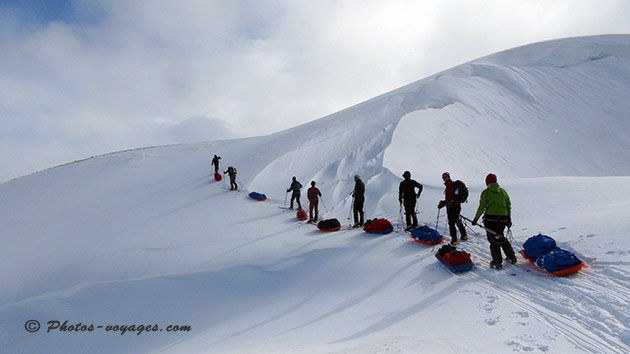 Skieurs à ski de randonnée en Islande