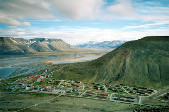 Longyearbyen, principale ville du Spitzberg