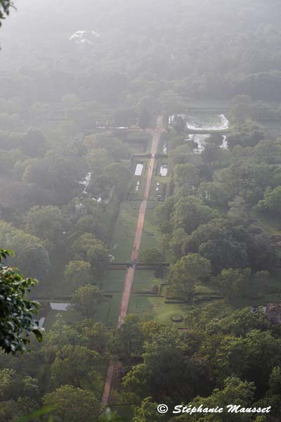 vue surélevée des jardins royaux de Sigiriya