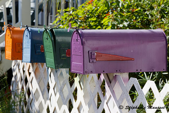 boites aux lettres us en couleur