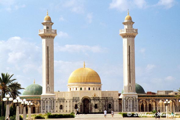 Vue d'ensemble du mausolée Habib Bourguiba