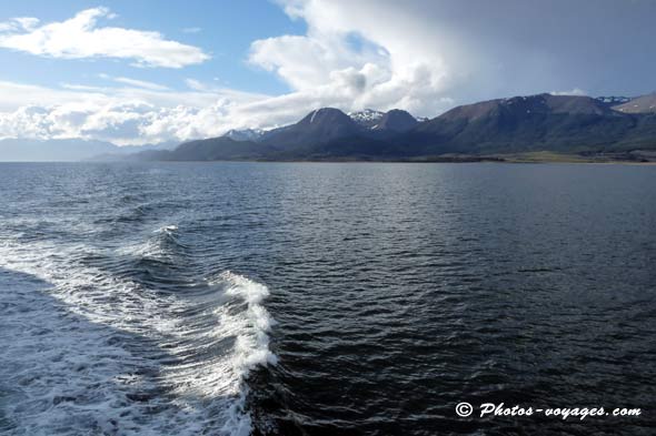 En bateau sur le canal de Beagle