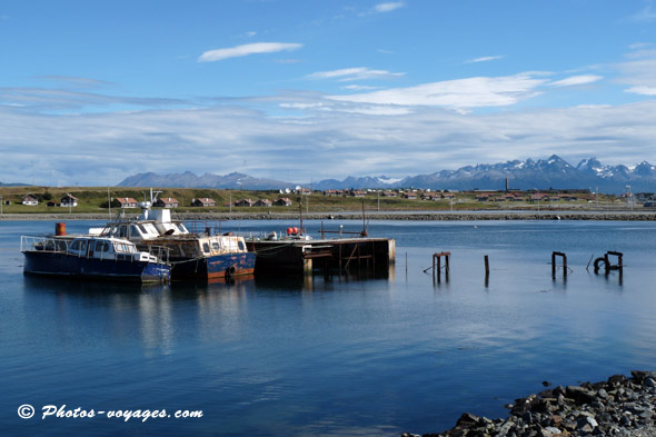 Sommets autour d'Ushuaia depuis le port