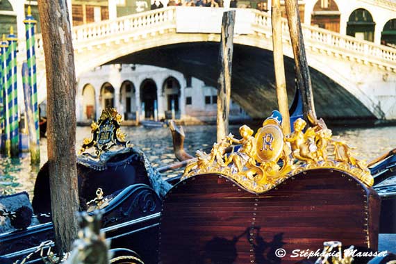 Gondola seat decoration